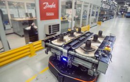 OTTO 1500 robot moves material at Danfoss factory